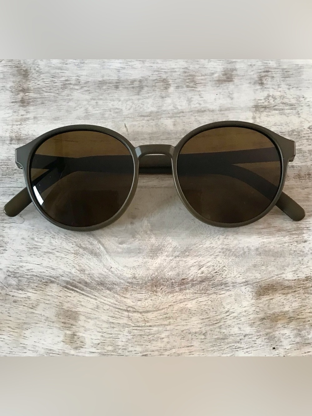 SAMARA Olive Eco Unisex Polarized Sunglasses unisex minimalist castor sunnies